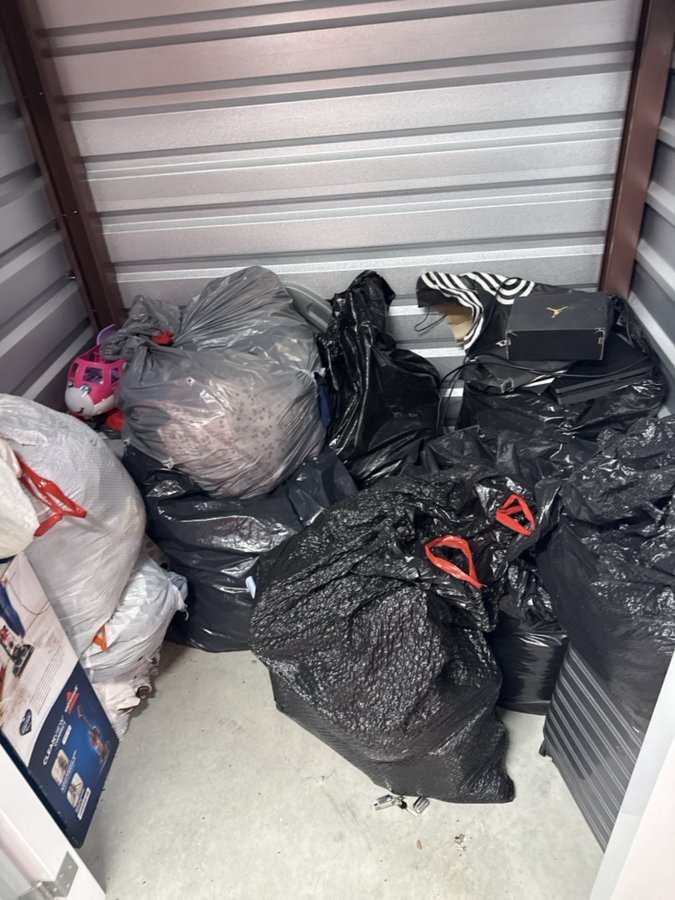 5 x 5 storage unit in Baltimore, MD