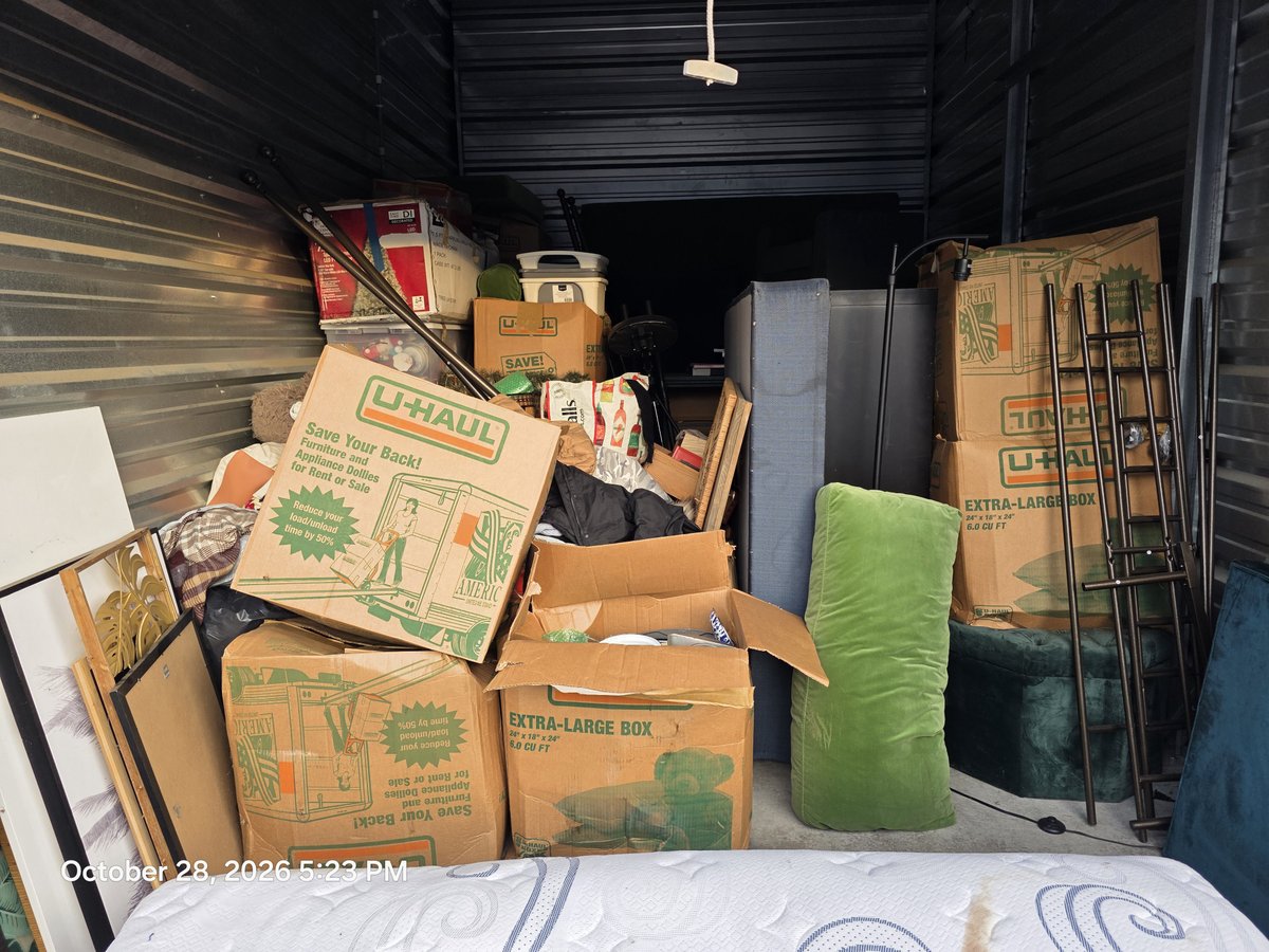 10 x 15 storage unit in Middletown, PA