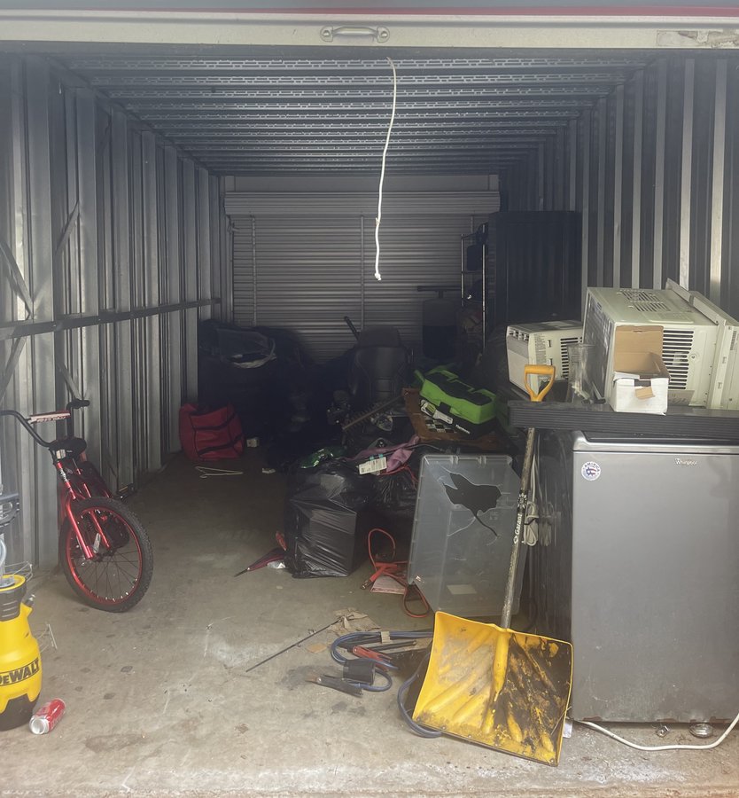 10 x 20 storage unit in Manchester, CT