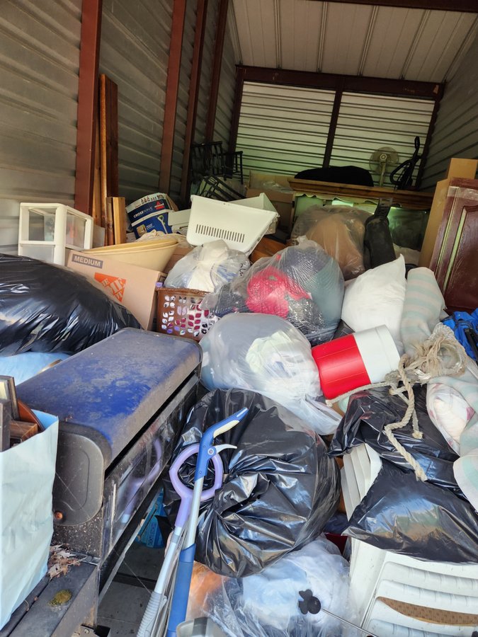 10 x 25 storage unit in Tonawanda, NY