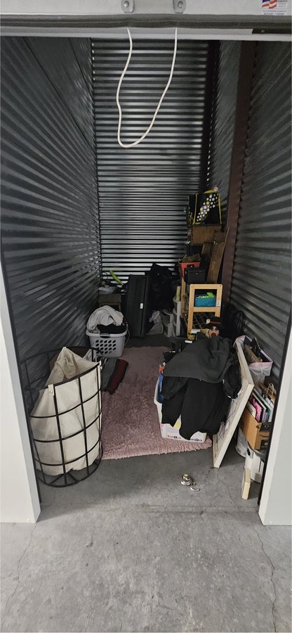 5 x 10 storage unit in Bordentown, NJ