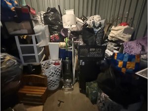 10 x 10 unit in Tempe