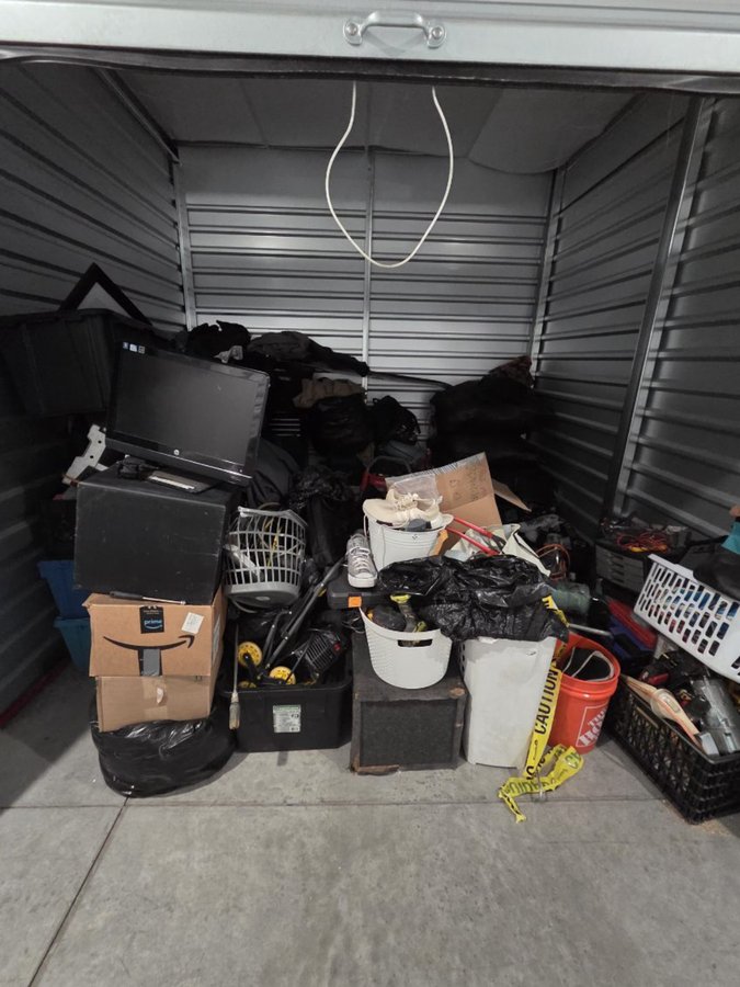 10 x 10 storage unit in Reno, NV