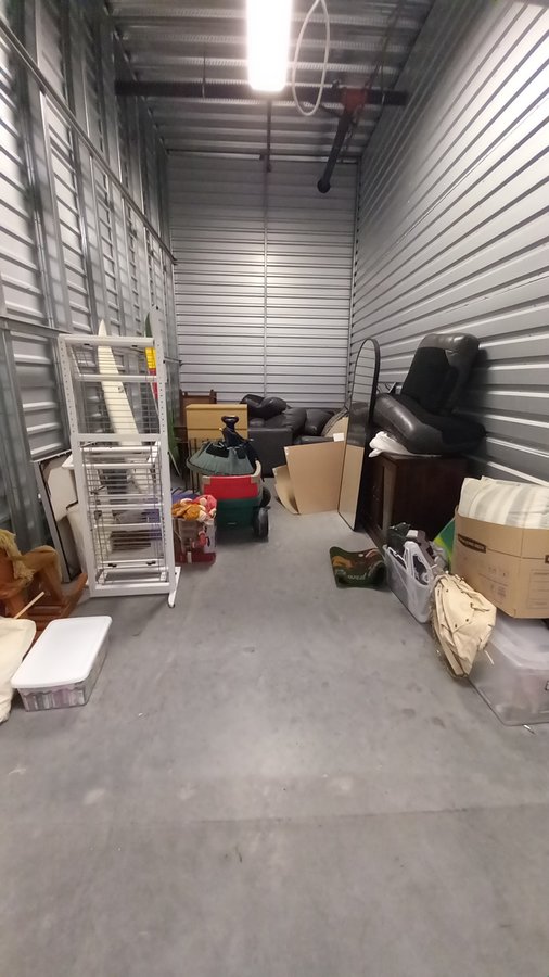 10 x 20 storage unit in Chula Vista, CA
