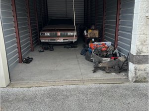 10 x 30 unit in South Chicago Heights
