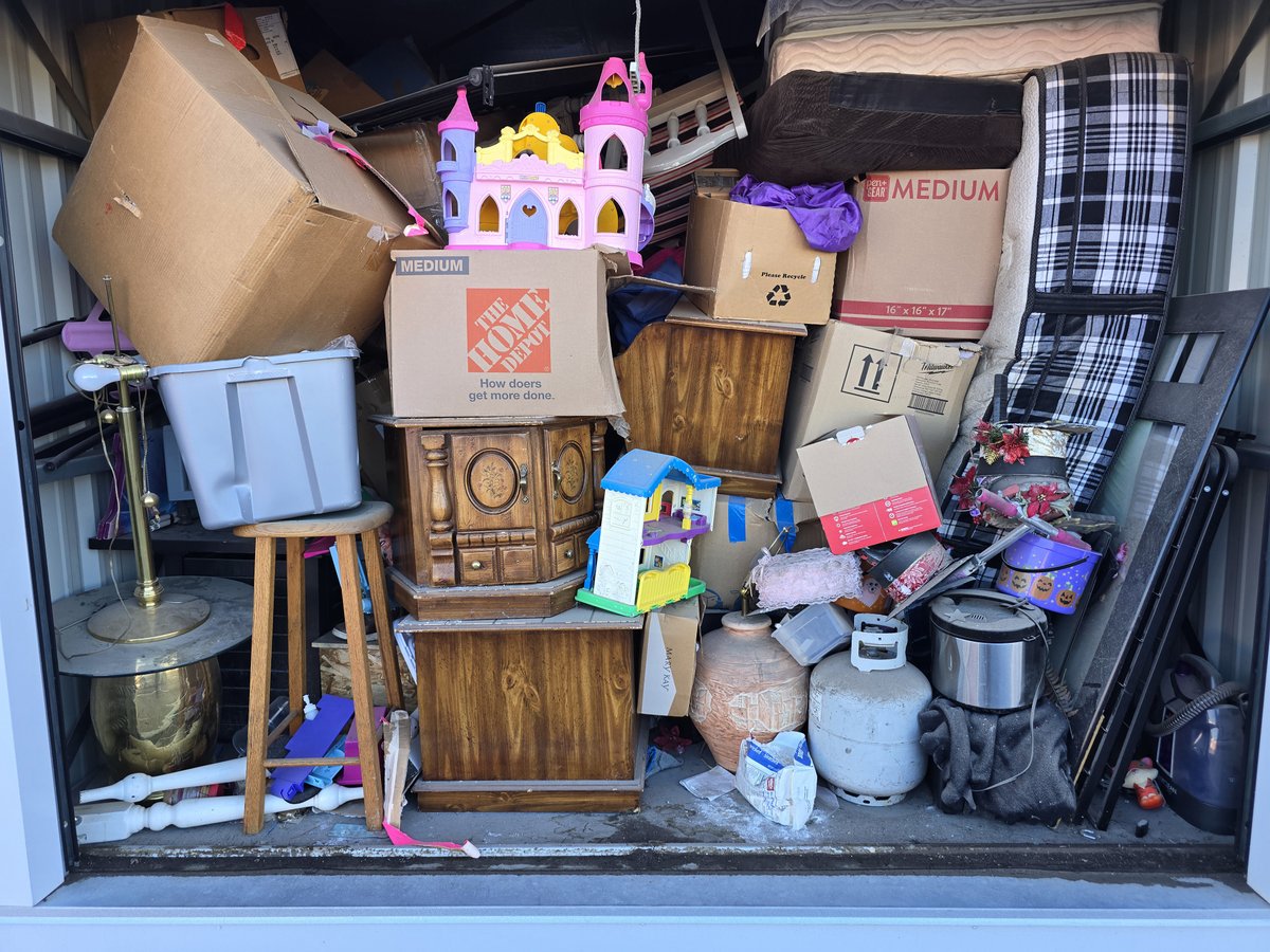 10 x 10 storage unit in Idaho Falls, ID