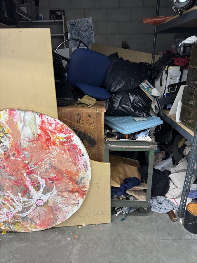 10 x 10 storage unit in Vista, CA