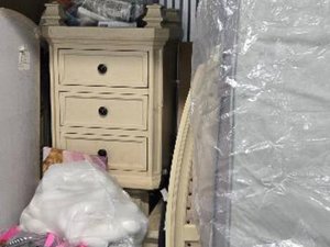 10 x 5 unit in Hammond