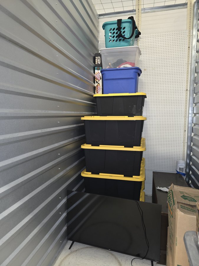 5 x 10 storage unit in Idaho Falls, ID