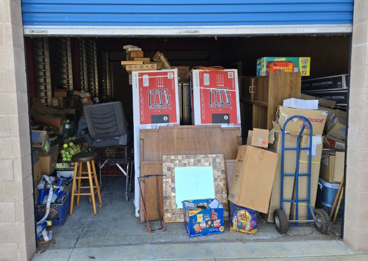 20 x 40 storage unit in Goleta, CA