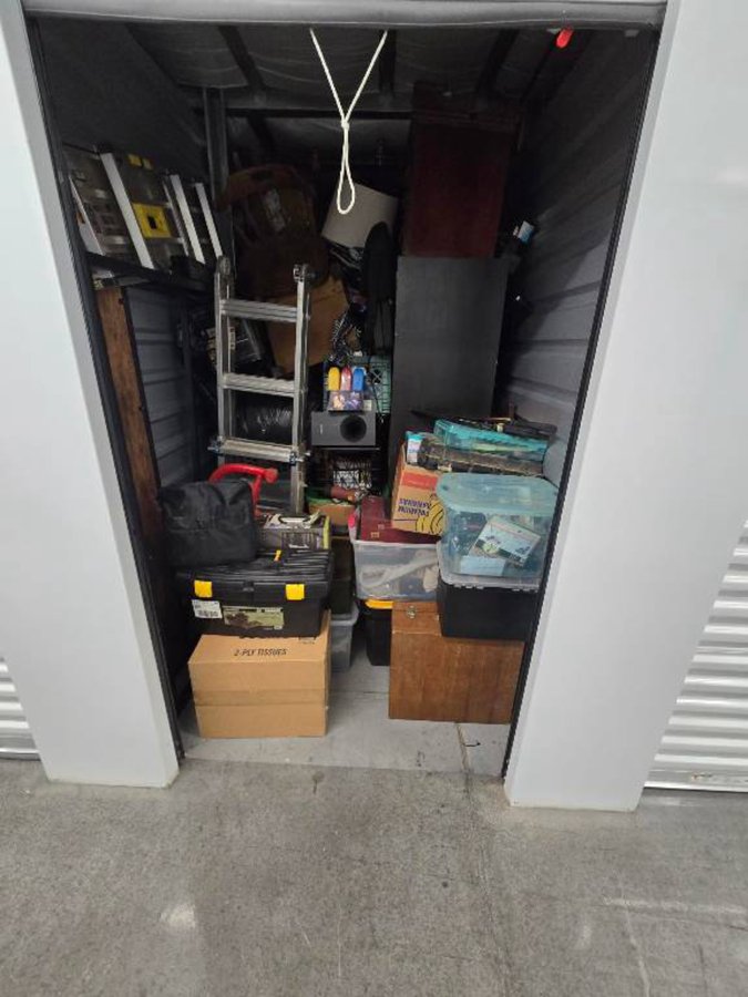 5 x 10 storage unit in Mesa, AZ