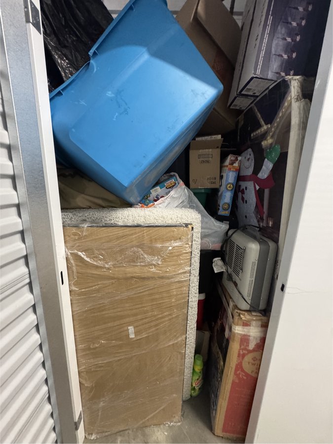 5 x 5 storage unit in Eastvale, CA