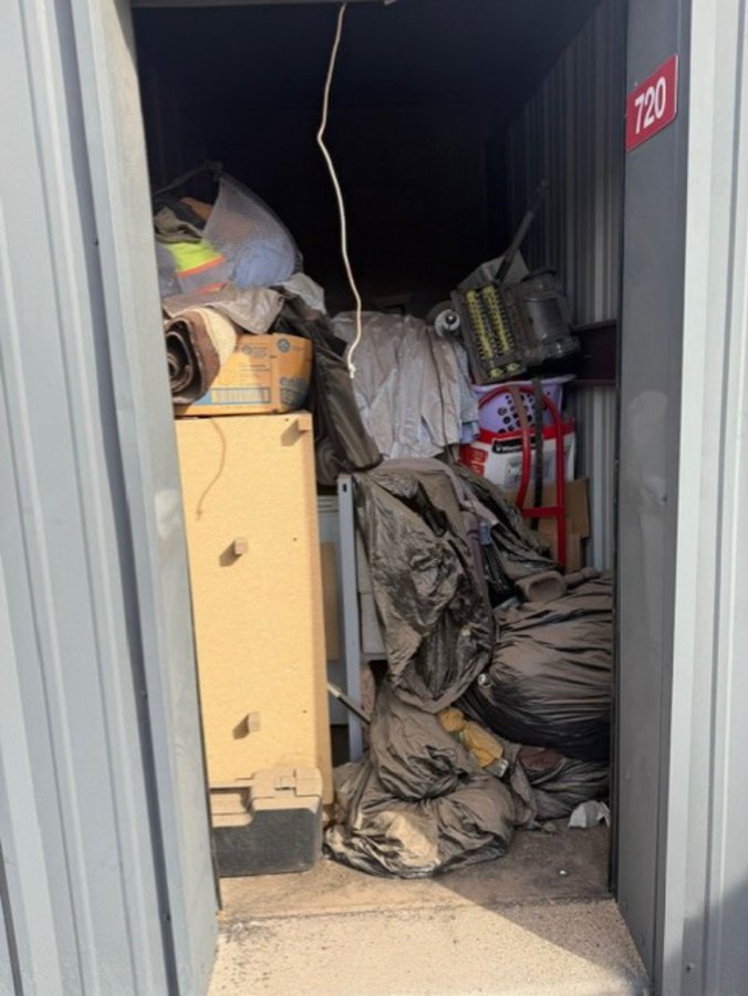 5 x 10 storage unit in Tempe, AZ