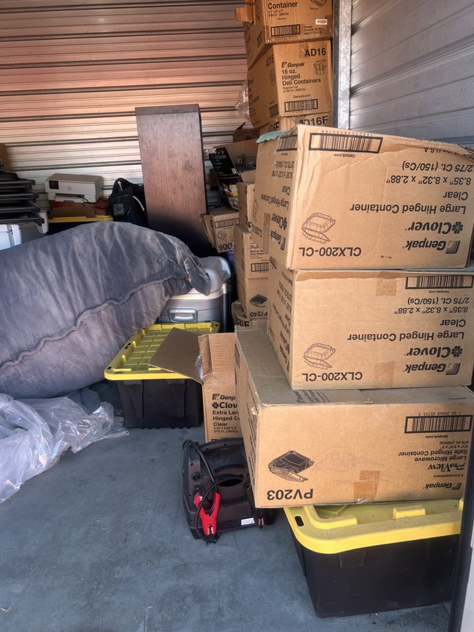 10 x 15 storage unit in Las Vegas, NV