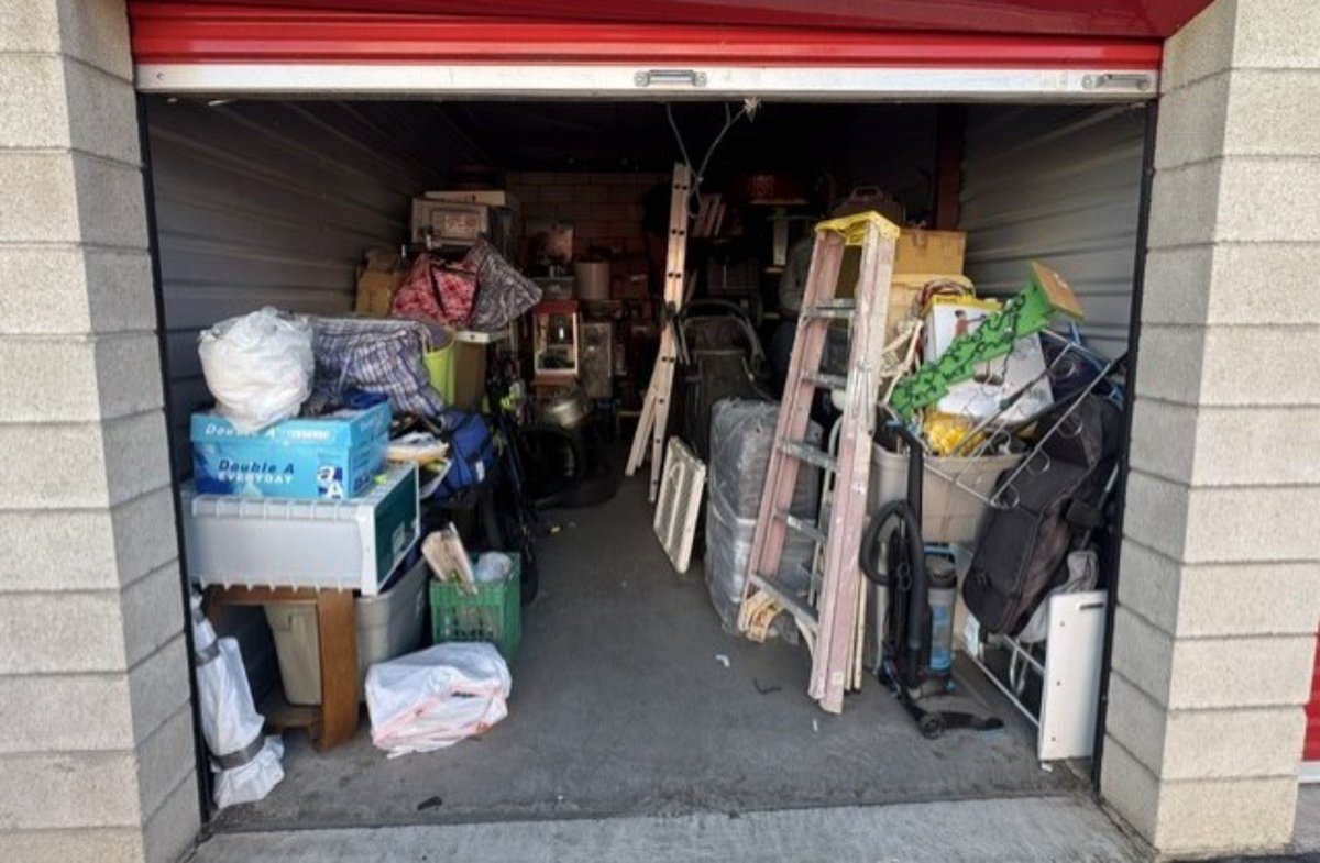 10 x 20 storage unit in Las Vegas, NV