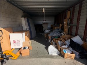 14 x 25 unit in Lake Forest