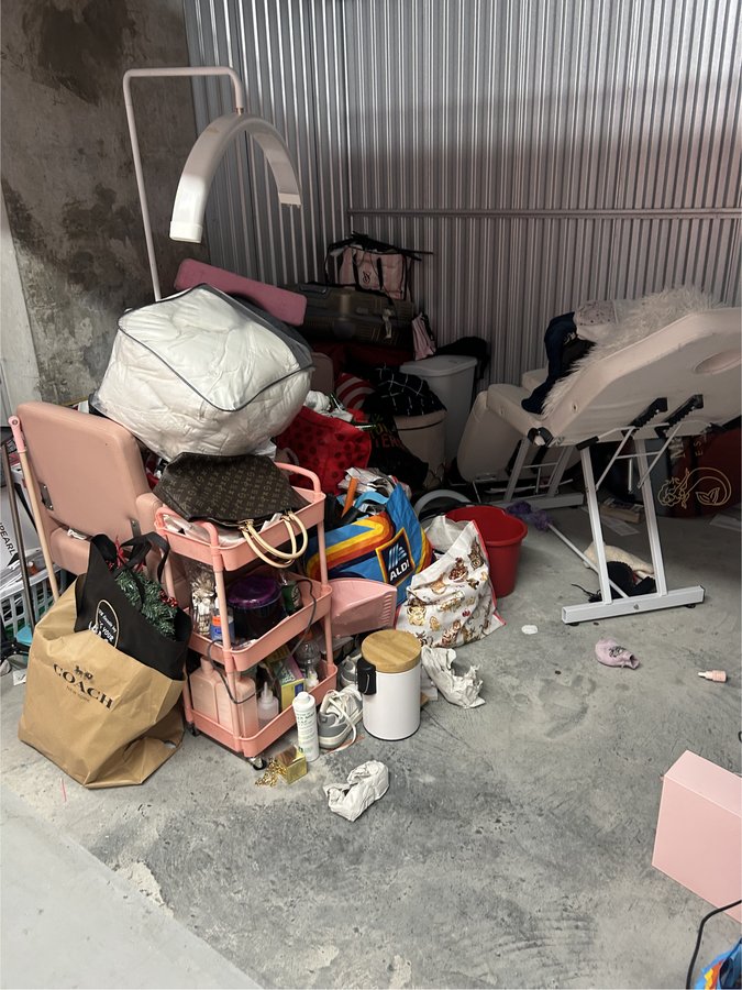 10 x 10 storage unit in Long Island City, NY