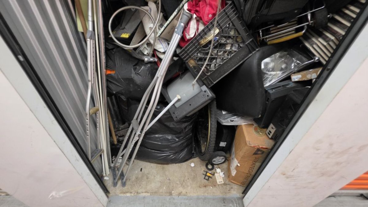 5 x 10 storage unit in Miami, FL