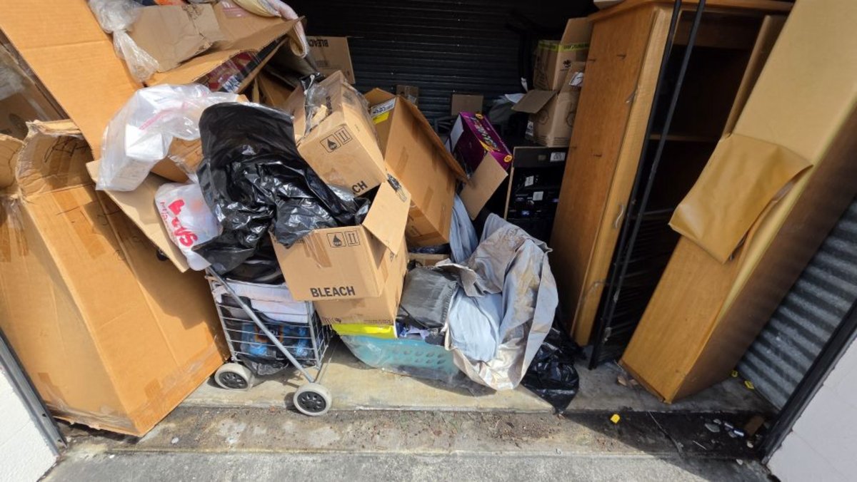 10 x 10 storage unit in Opa-locka, FL