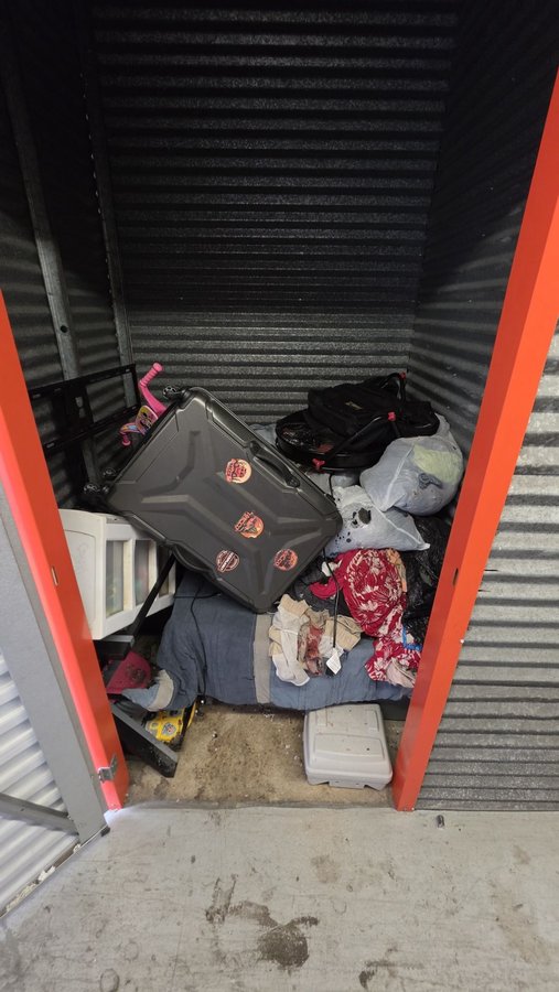 5 x 5 storage unit in Opa-locka, FL