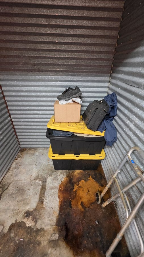 5 x 5 storage unit in Opa-locka, FL