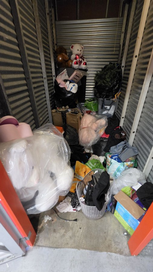5 x 10 storage unit in Opa-locka, FL