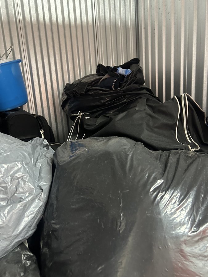 5 x 5 storage unit in Long Island City, NY