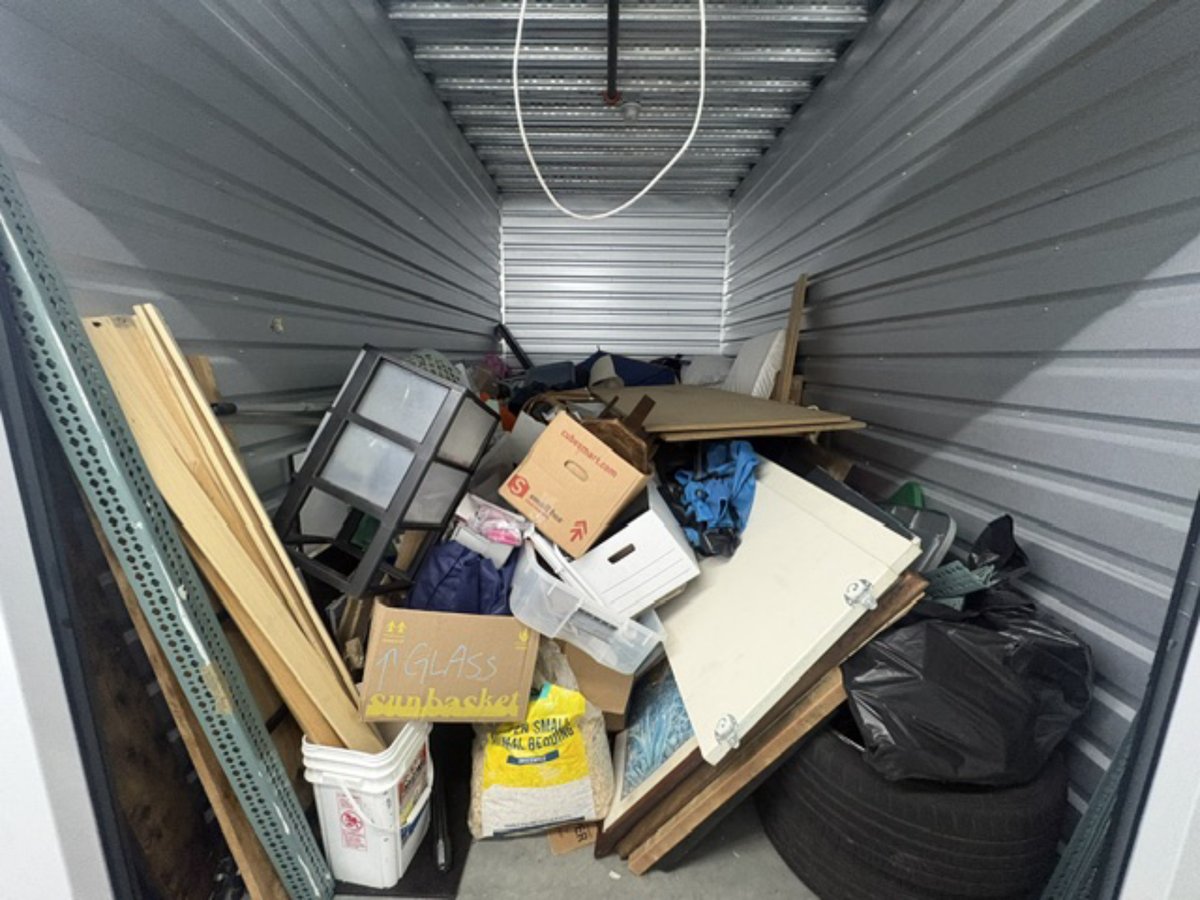 7 x 15 storage unit in Seattle, WA