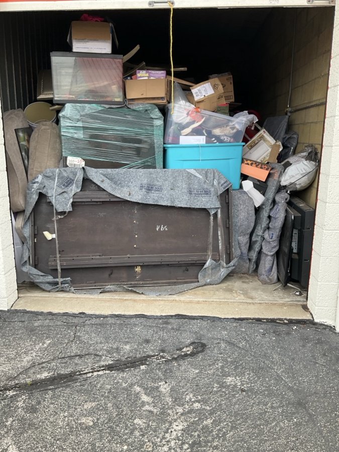 10 x 20 storage unit in Southfield, MI
