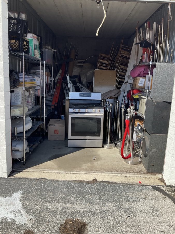 10 x 20 storage unit in Southfield, MI
