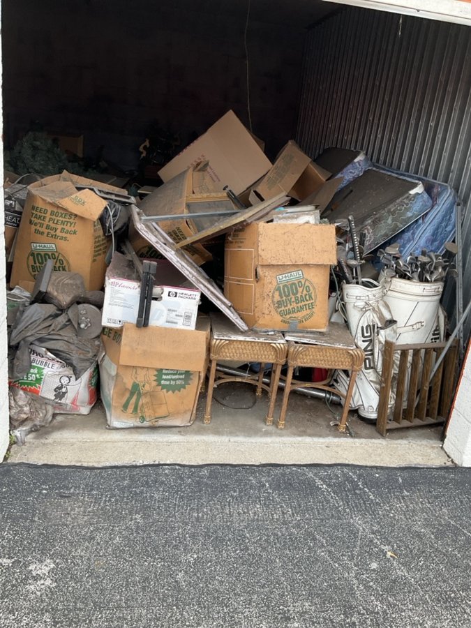 20 x 20 storage unit in Southfield, MI