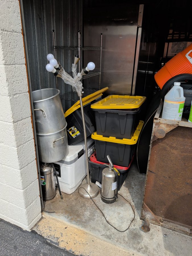 10 x 15 storage unit in Southfield, MI