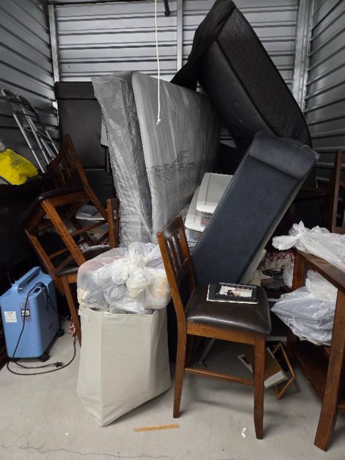 10 x 10 storage unit in Las Vegas, NV