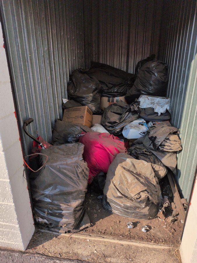 5 x 10 storage unit in Southfield, MI