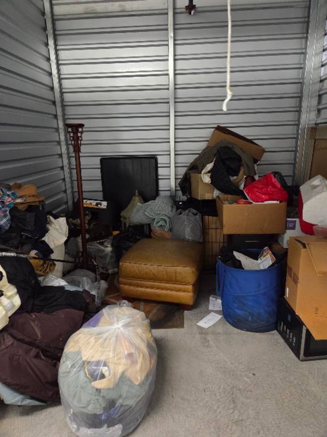 10 x 10 storage unit in Las Vegas, NV