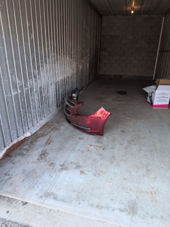 10 x 30 storage unit in Southfield, MI