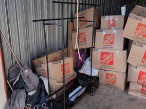 10 x 20 unit in Southfield