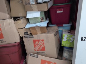 5 x 10 unit in Southfield