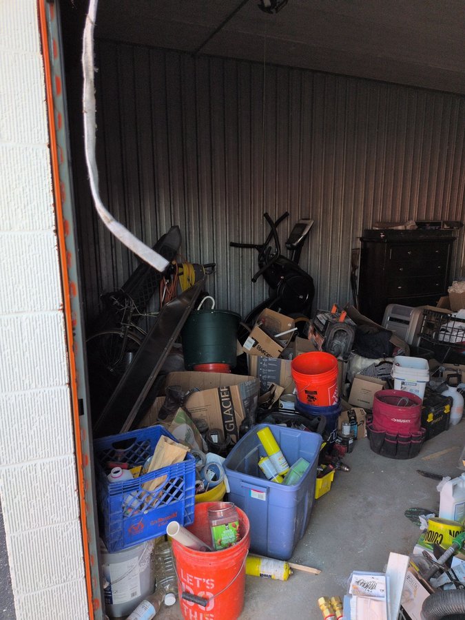 20 x 20 storage unit in Southfield, MI