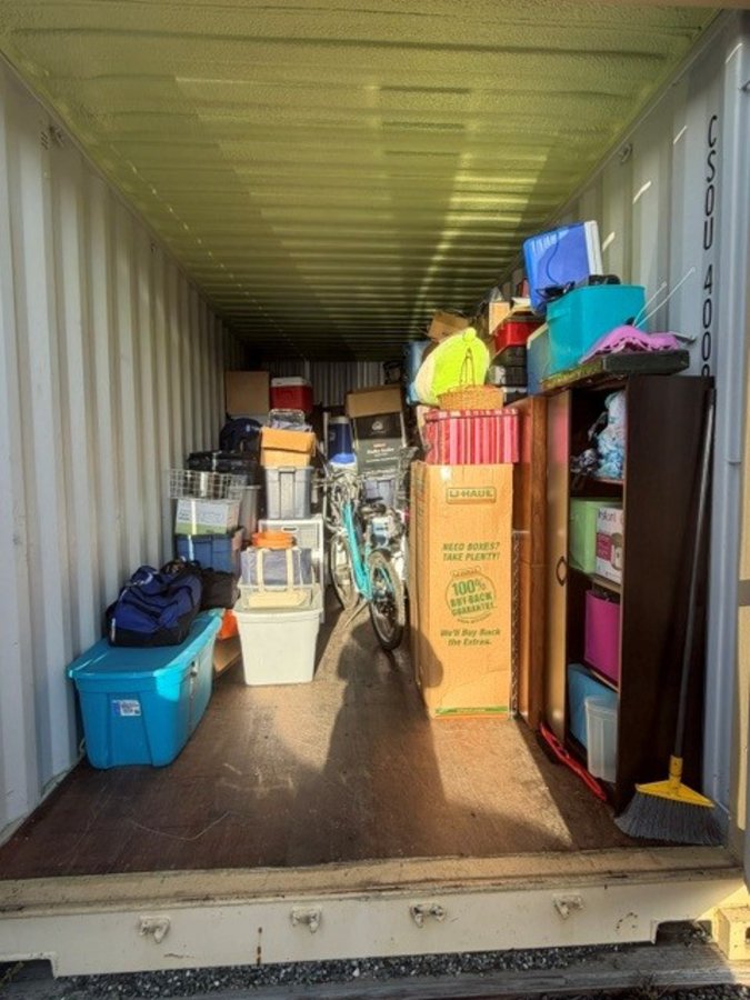 8 x 20 storage unit in Anchorage, AK