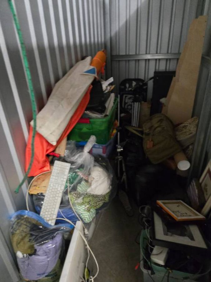 5 x 10 storage unit in Oakland, CA