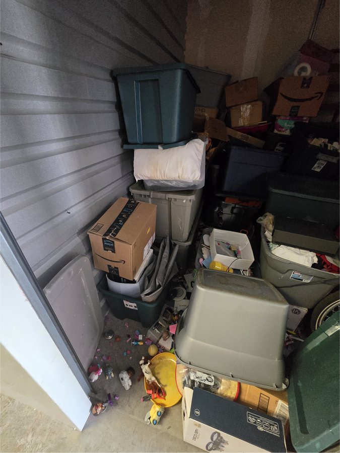 10 x 10 storage unit in Clermont, FL