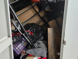 10 x 10 unit in Oakland