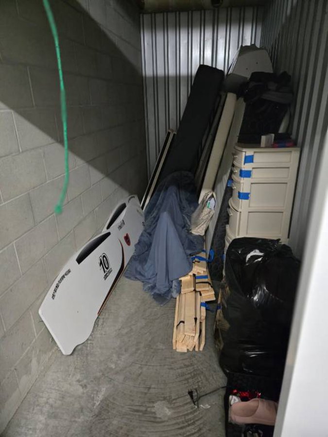 5 x 15 storage unit in Oakland, CA