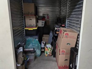 5 x 10 unit in Glendale