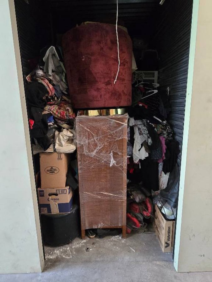 5 x 10 storage unit in Glendale, AZ