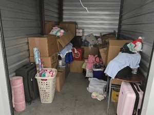 7 x 10 unit in Glendale