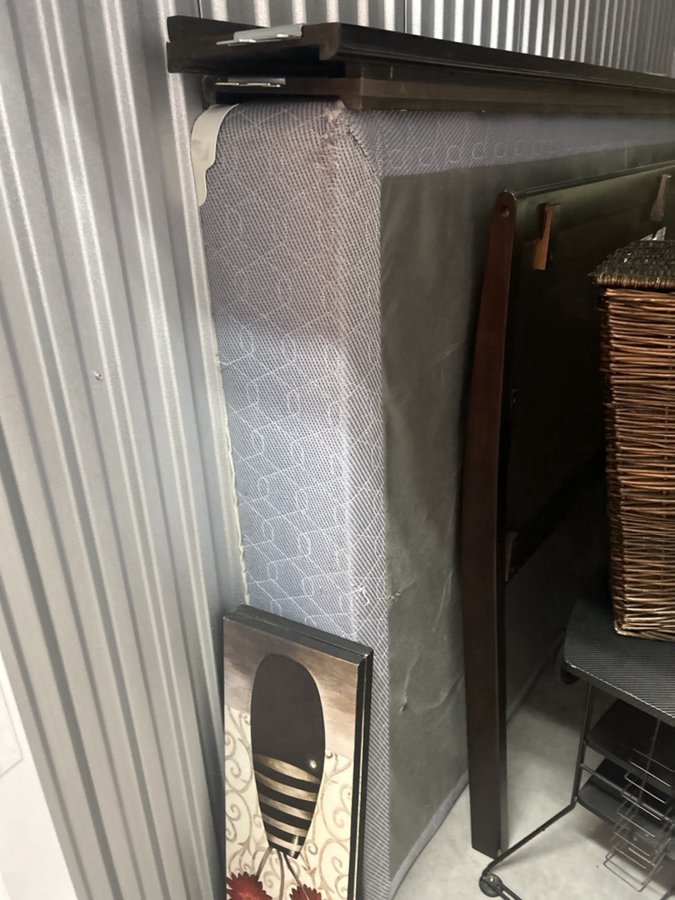 5 x 10 storage unit in Plano, TX