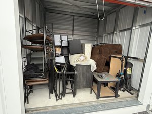 10 x 10 unit in Butte