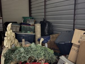 10 x 15 unit in Lake Worth